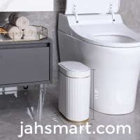 How to choose a bathroom trash can?